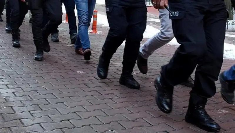 MİT ve Emniyet, FETÖ’ye Yönelik Şok Operasyon Düzenledi