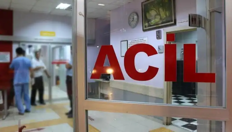 Fabrikada Çıkan Yangın İki İşçiyi Hastanelik Etti: Olayın Sebepleri ve Sonuçları