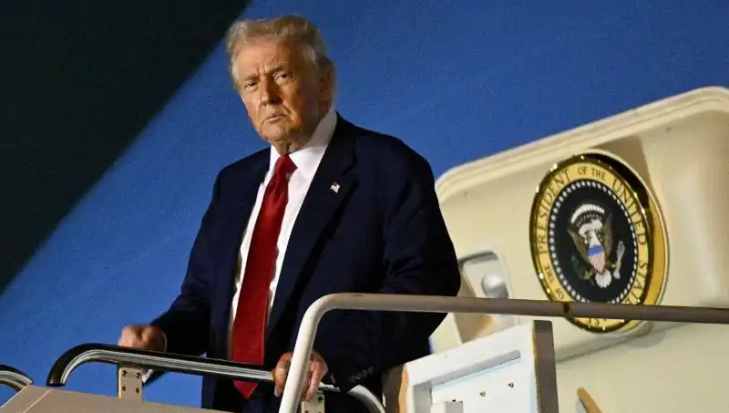 Trump, Lahey'deki NATO Zirvesi'nde Küresel Güvenlik Konusunda Tartışmalara Katılacak