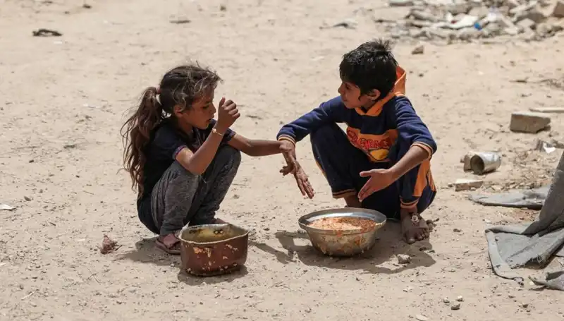 Gazze’de Küçük Bir Can, Açlık Nedeniyle Hayatını Kaybetti