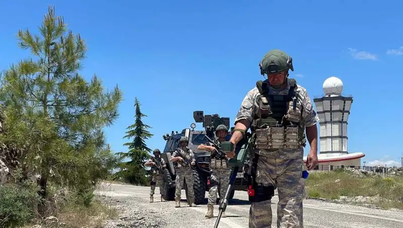 Bayramda Mehmetçik Tezkere Beklemeden Nöbette Duruyor