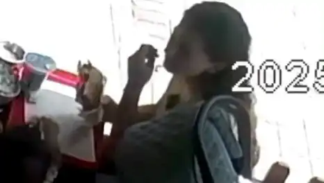 Saçını Tostun İçine Koyan Kadının Şoke Eden Gerekçesi