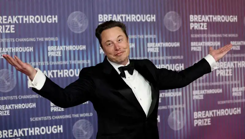 Elon Musk, X'in Yeni Mesajlaşma Uygulamasını Duyurdu: Flört Sitesine mi Evrilecek?