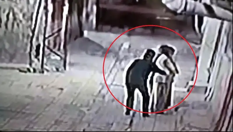 Kapkaççılara Polis Operasyonu: Pazarcı ve Simitçi Kılığına Giren Ekipler