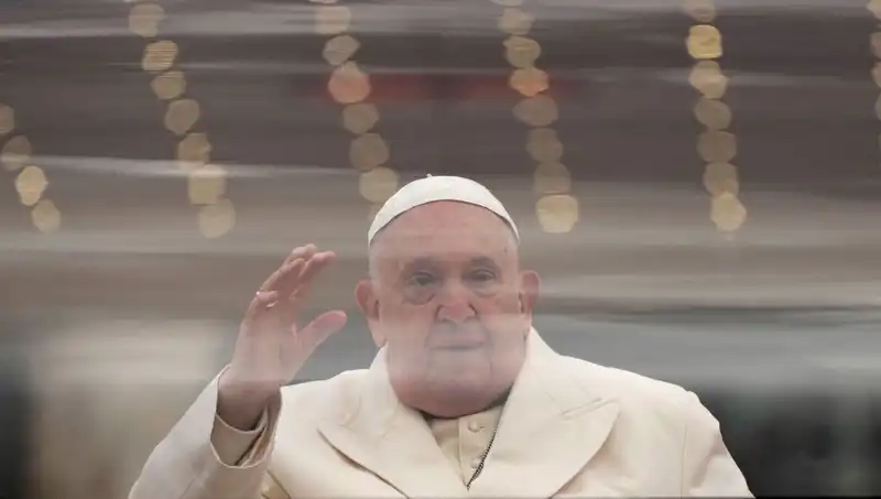 Papa Francis Hastaneden Sesli Mesajıyla Dünyaya Moral Verdi!