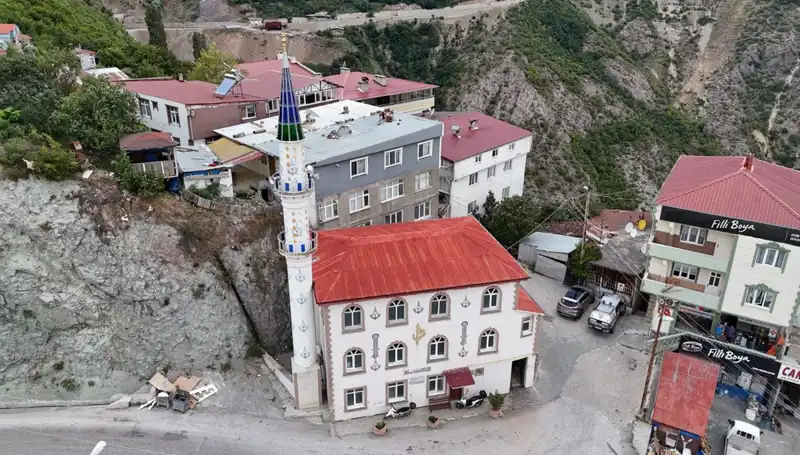 Yurdun Dört Bir Yanından Çelik Minare Siparişleri Yağıyor: Nedenleri ve Son Gelişmeler