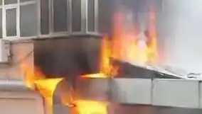 İstanbul'un Kalbinde Kafe Yangını: Kurtarma Çalışmaları Devam Ediyor