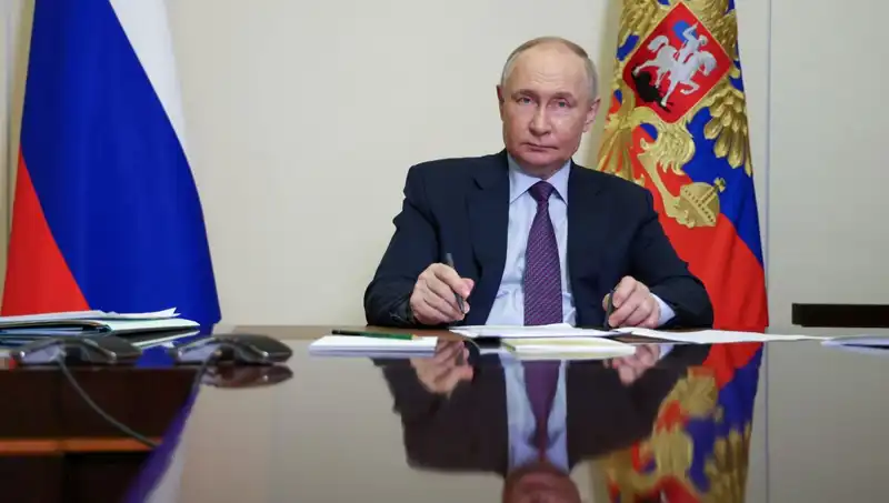 Putin, Esad’ı Suriye’den Kolayca Vermiyor: Nedenleri ve Sonuçları
