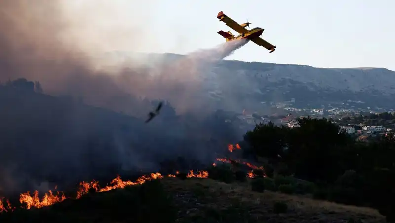 Sakız Adası’ndaki Orman Yangını Kontrol Altına Alındı: Son Durum ve Etkileri