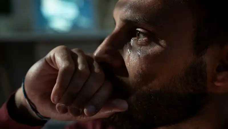 Erkeklerde Depresyonun Gizli Belirtilerini Nasıl Tanıyabiliriz?