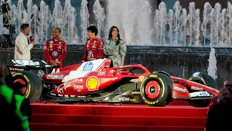 Formula 1 Sezonu Başlıyor: Hamilton ve Leclerc Hangi Takımlarla Yola Çıkacak?