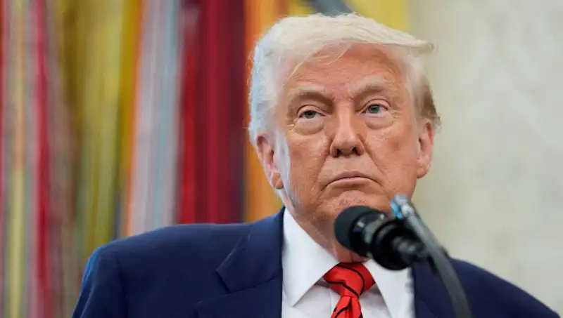 Trump G7 Zirvesini Sürpriz Şekilde Terk Etti: Acil Beyaz Saray Toplantısı Neden Gerekti?