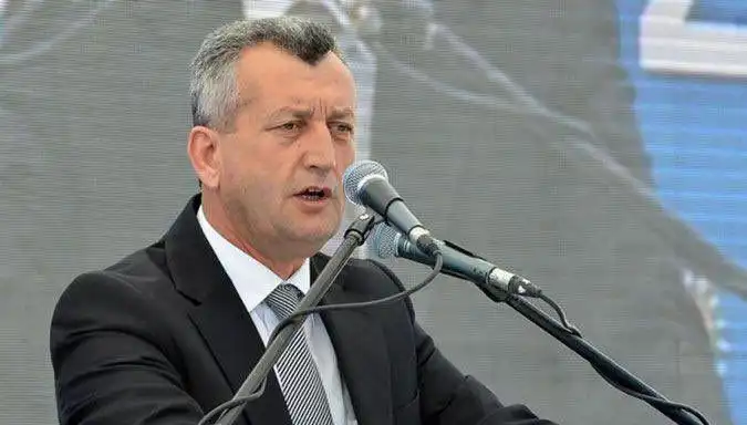 Eski Menemen Belediye Başkanı Tahir Şahin Hayatını Kaybetti: Ayrılışının Ardındaki Hikaye