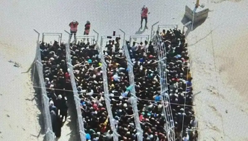 Gazze'deki Olayların Görüntüleri, Nazi Kamplarını Yeniden Hatırlatıyor