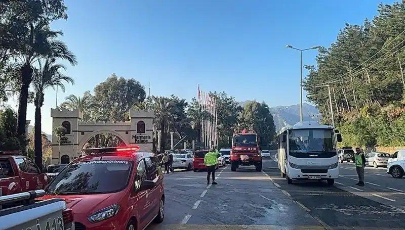 Muğla'da Beş Yıldızlı Otelde Yangın Paniği: Tatilciler Duman İçinde Kaldı