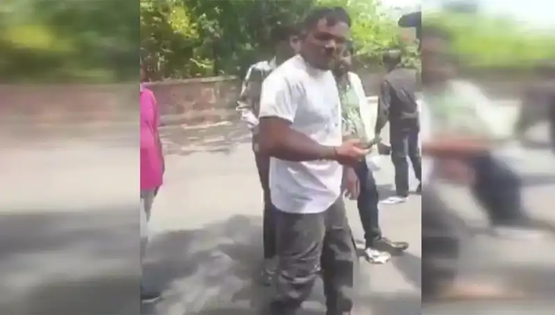 11A Yolcusunun Şok Anı: "Biri Beni Yakaladı" İfadesi ile Olayı Anlattı