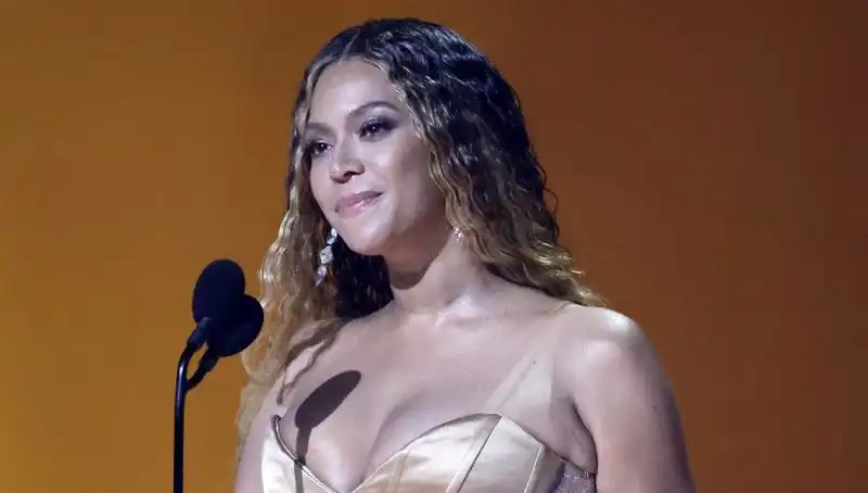 Beyonce'nin Yayımlanmamış Şarkıları Çalındı: Müziğin Kraliçesi Hedef Alındı