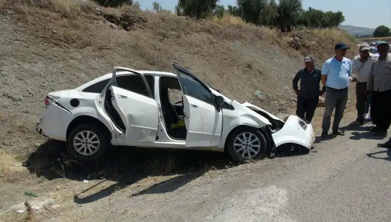 Kilis'te Meydana Gelen Feci Trafik Kazası: Yaralılar Hastaneye Kaldırıldı