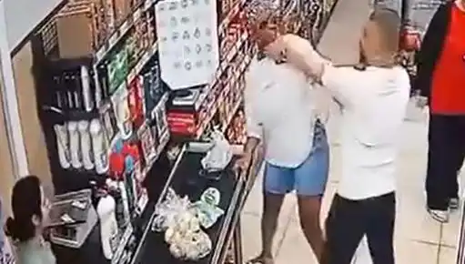 Markette Dram: Kasa Sırasında Kadına Saldıran Babalık Annesiz Kaldı