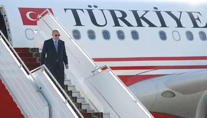 Cumhurbaşkanı Erdoğan İtalya Turu Sonrası Türkiye'ye Döndü