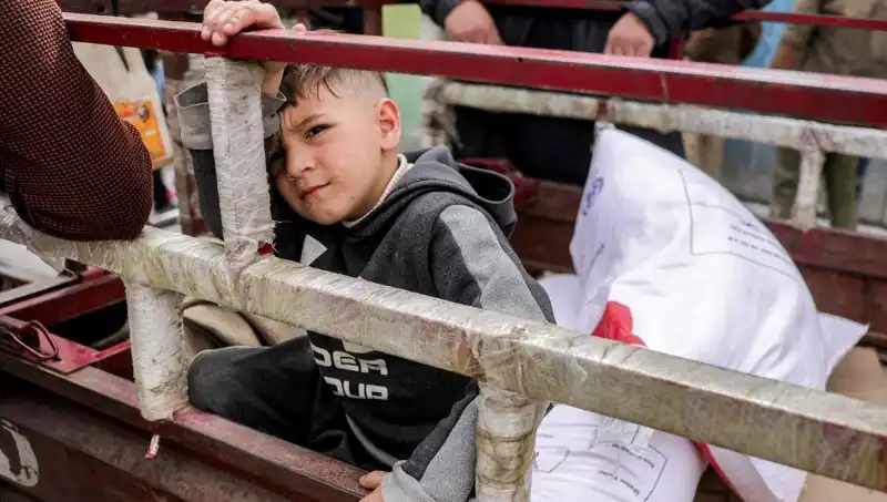 Gazze'de Un Kıtlığı: Fırınlar Kepenk İndiriyor ve Halk Krizle Yüz Yüze